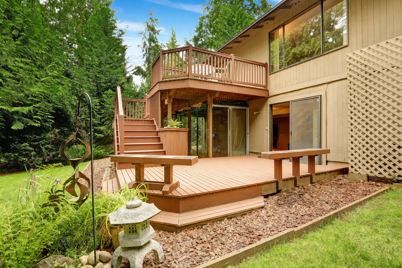 Custom deck design and build in Gainesville, FL
